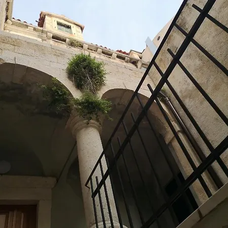 Appartement Orange à Šibenik Extérieur photo
