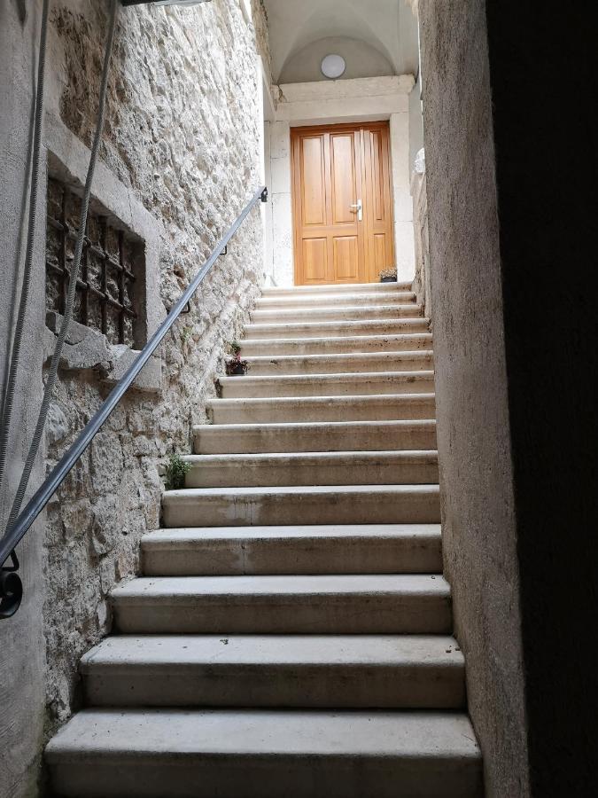 Orange Apartment Sibenik